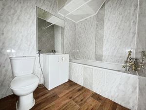 Photo 1- click for photo gallery